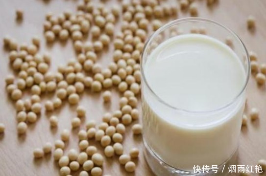 打豆浆,泡好后别直接打!多加1步,细腻丝滑,香浓不腥,无豆渣