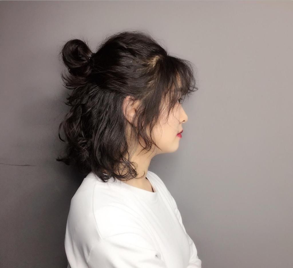 越烫越时尚发型20款，蓬松瘦脸真洋气，有你同款吗