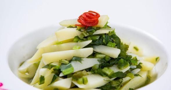 食物|女性“催老神器”揭晓！四类食物，趁早撤离饭桌，切莫贪嘴