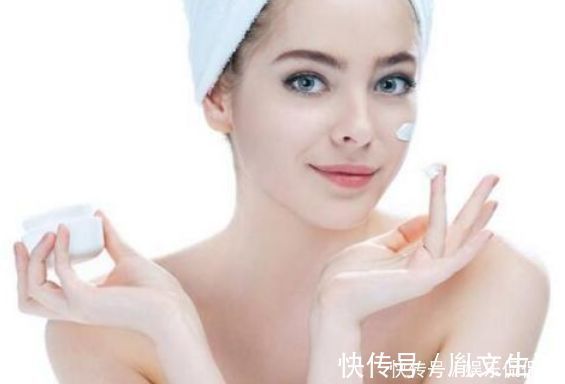 护肤|精华液早晚都得擦一问美容师,好多人弄错,皮肤变差还浪费钱!