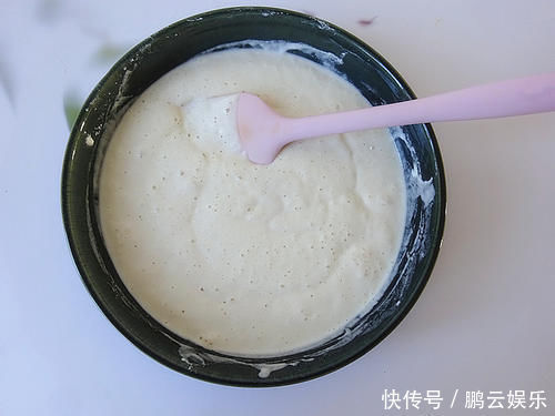发面饼|一根香蕉一碗面,搅一搅就成的小饼,不加糖也香甜,孩子最爱!
