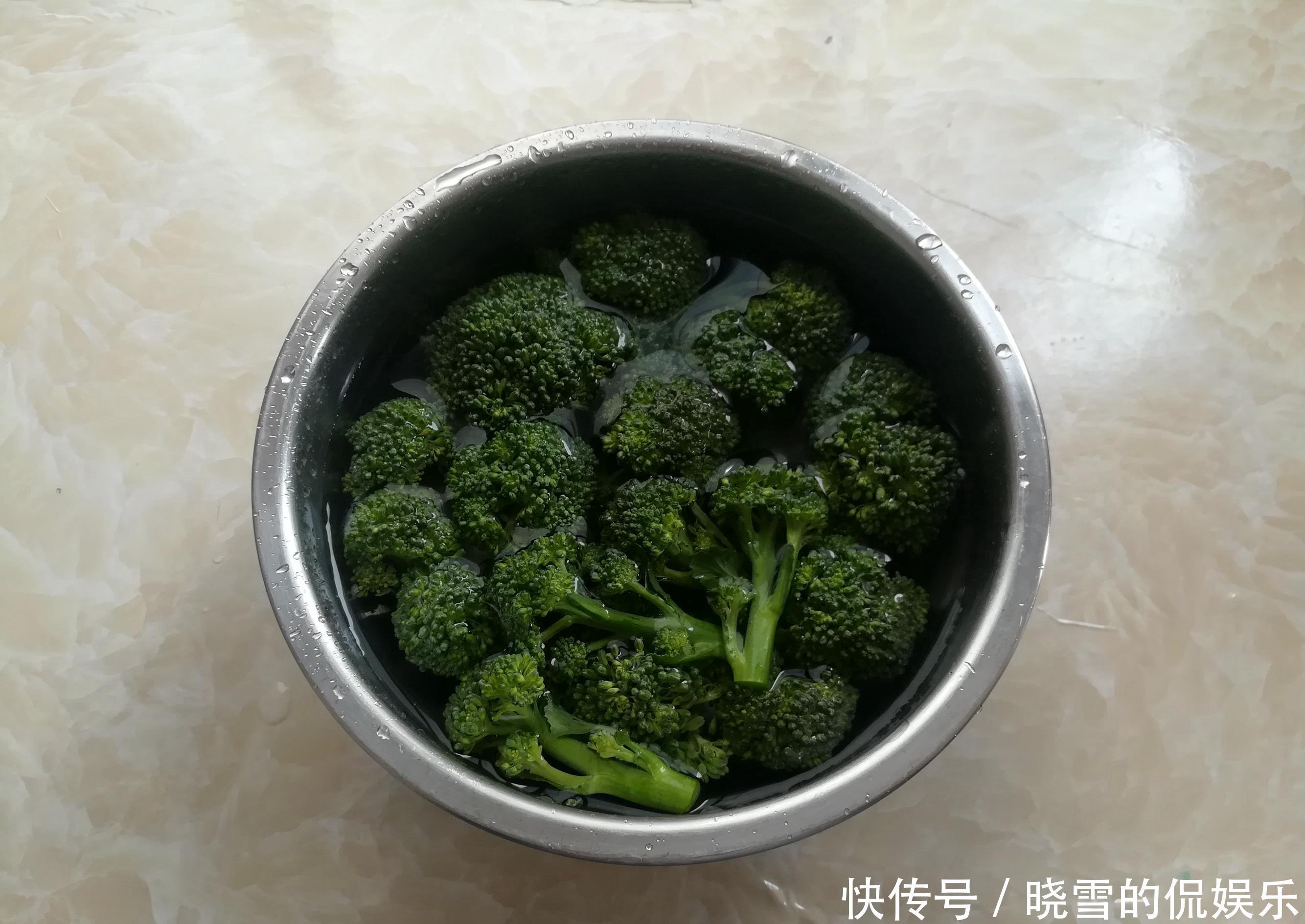 马蹄|家里有孩子建议常吃这菜，营养高脂肪低，长个不长肉，贵点也值得