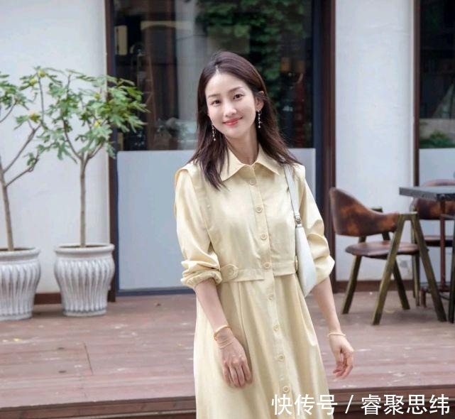 整体穿搭|女人的服装穿搭很有讲究,可以穿上精致的裙装,轻松成为优雅女人