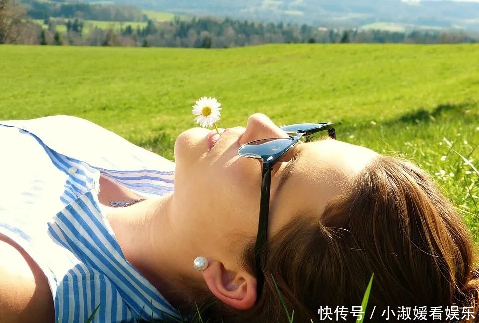 毛孔粗大如何缓解?专家建议做好这几点!