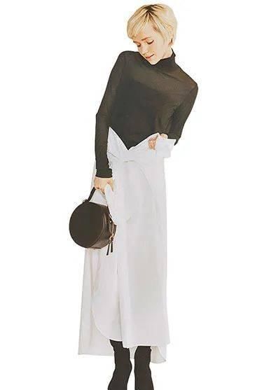 重样|一衣多穿专享初春的中长款白衬衣8天搭出不重样