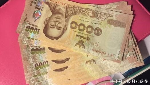 泰国本子漫画师赚中国老板的钱,轻松年入10万,酸吗