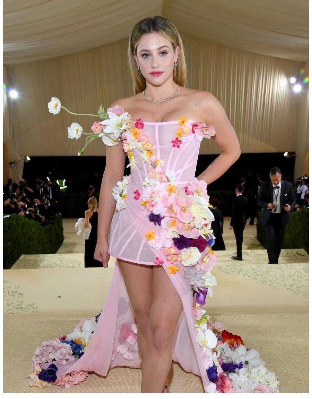 美女图——丽丽·莱因哈特