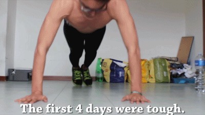 俯卧撑|每天300个俯卧撑,坚持一个月,却练成了这样……