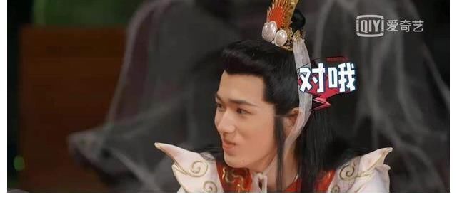 宋亚轩是《萌探》关系户吗?注意他对那英的称呼,人家还是个孩子?