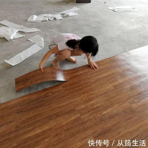 地板|新房坚决不刮腻子瓷砖也不贴农村都“穷装”,比精装还省几万