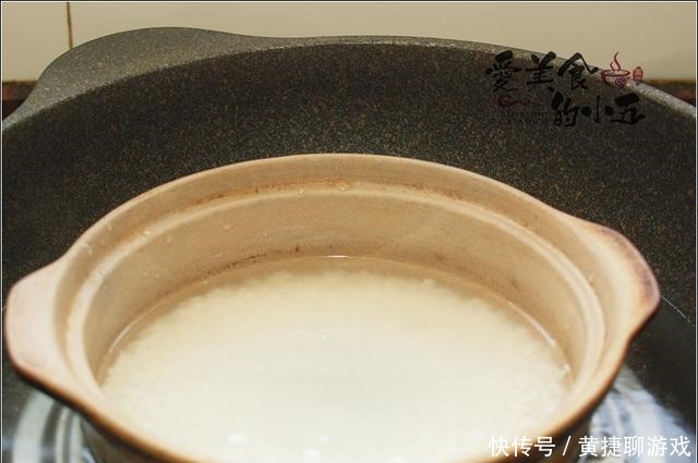 腊肉蒸饭,两个人的午餐,简约而精致,有肉吃,有米饭还有青菜