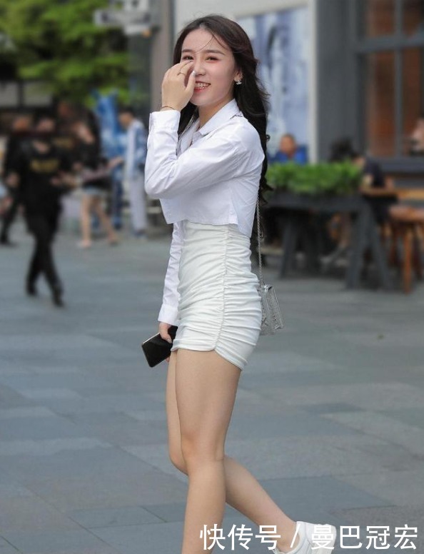 衣服|不要总穿打底裤,一款能够修饰身材的包臀裙可以让你大放异彩