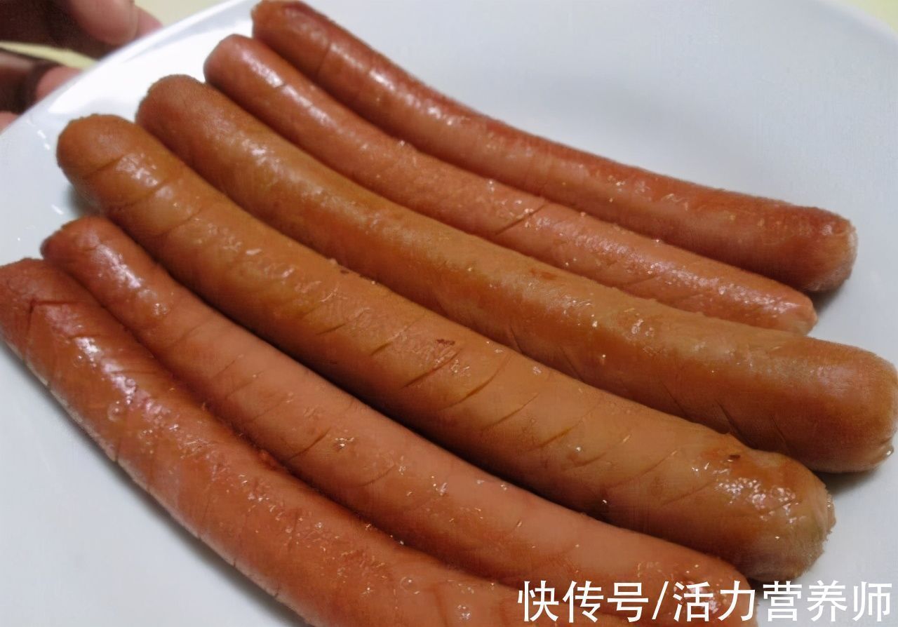 致癌物|这种肉别常吃了,每天吃50g会增加二成大肠癌风险,吃得多危险大