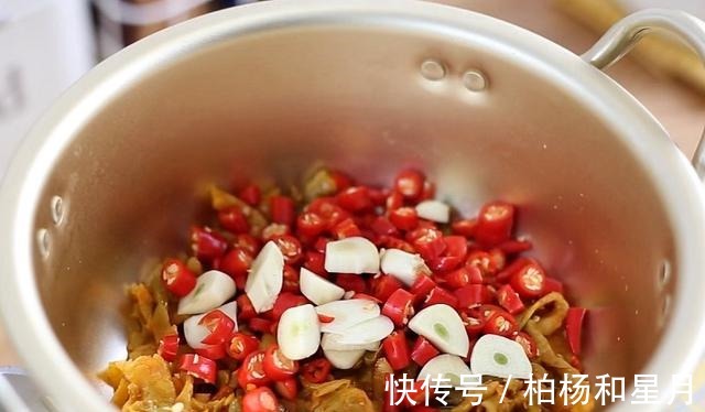 冬天,晚餐就爱这么吃,又酸又辣好过瘾,吃完浑身热乎不怕冷!