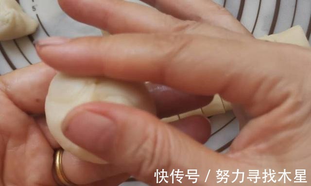 中秋节|中秋节，这点心超市卖15块钱一个，比月饼好吃，自己做真简单，香！