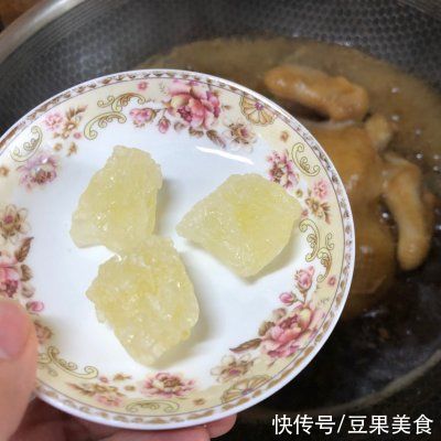 适合全家的酱油卤鸡，老人小孩都爱吃