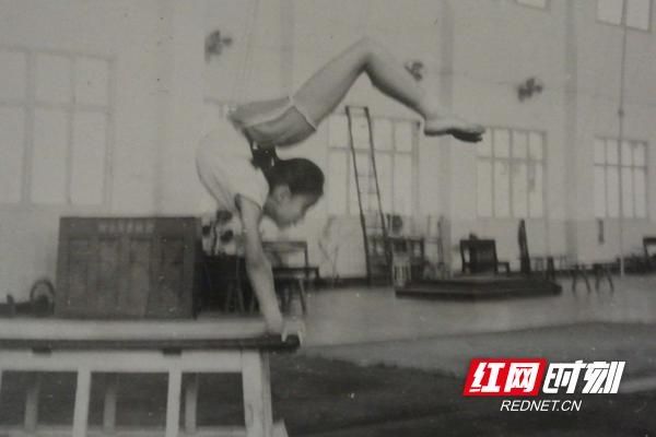  中国杂技家|坚持让我更加坚定——记杂技艺术家赵双午