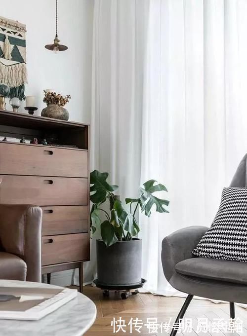 衣帽间|她89㎡的家开挂了,小两居还有衣帽间、书房成了小户型的梦想