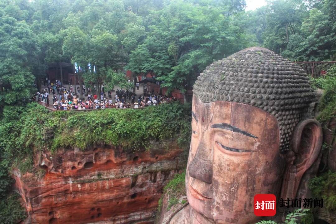 直播|端午首日四川乐山大佛迎客2.1万 还有上百万人网上“云游”