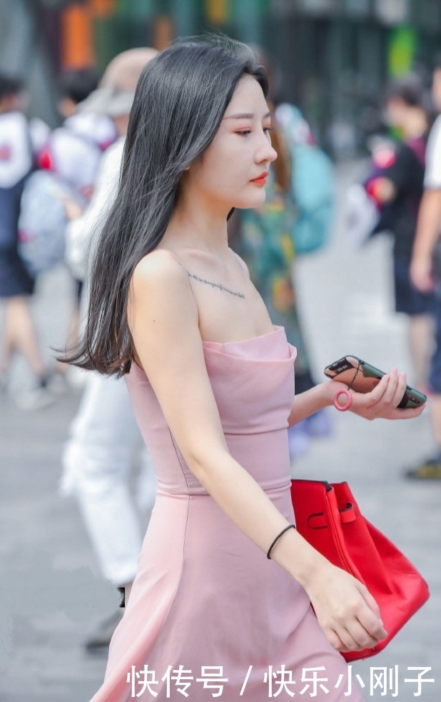 仙女|少女感的粉红色,长相甜美皮肤白皙,时刻散发着仙女气息