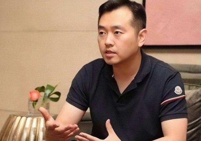 乒乓球队|孙颖莎主管教练迟迟未定!孔令辉久违现身,刘国梁心里或早有打算
