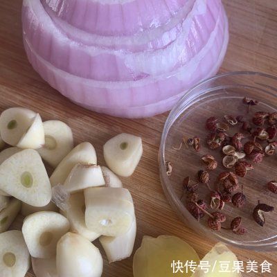 简单快手，下班回家也能做的椒盐鸭架—家庭版