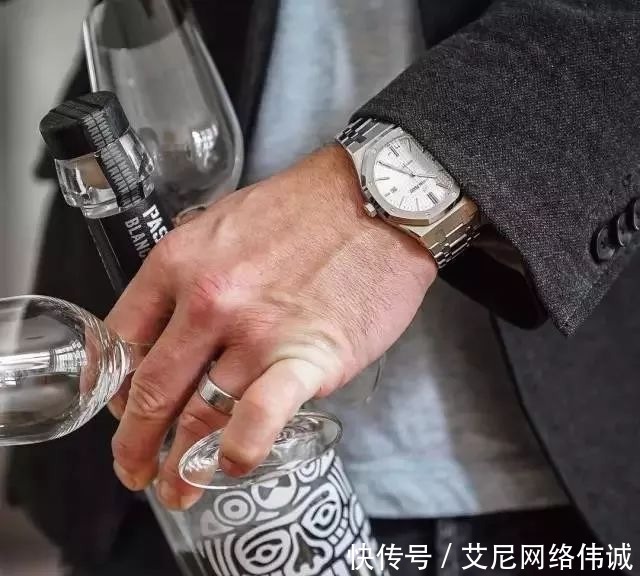 40岁的商务男士最好礼物当然是手表