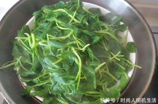 肉圆子|秋天喝汤,西红柿冬瓜靠边站,用它煮一锅,营养又鲜美,我家常喝