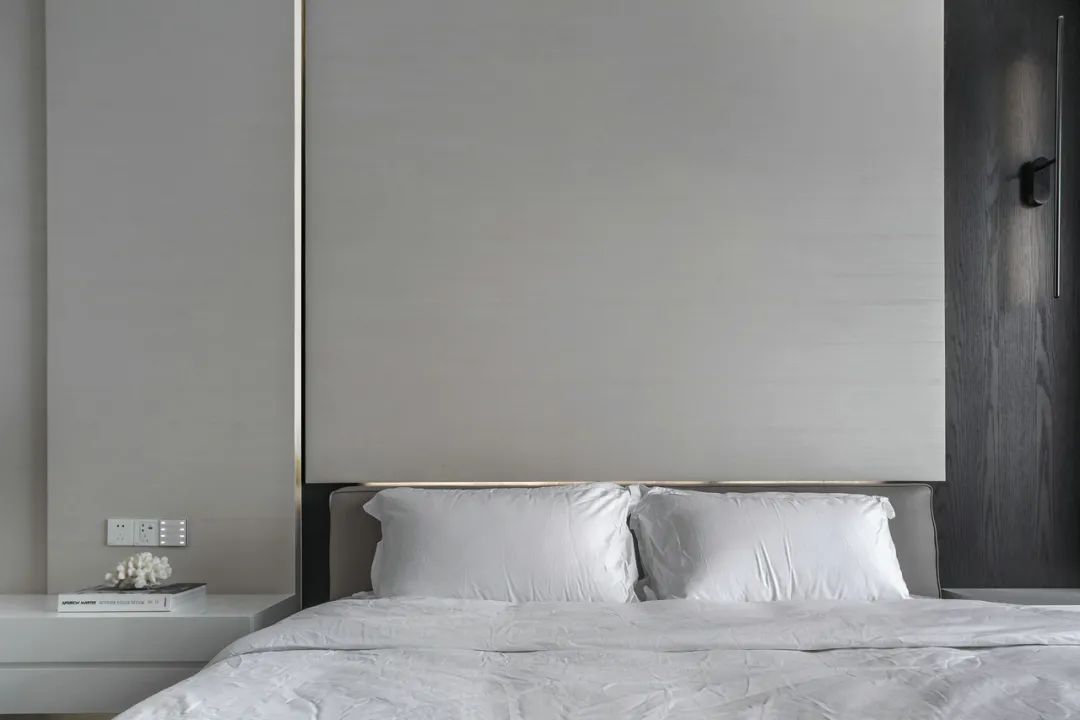 木饰面|150㎡极简黑白灰，年轻夫妇的格调之家，安静稳重有档次