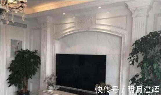 泡泡澡|沈夢辰曬出自己的家,頭一次見在陽臺裝衣柜,衣服多得沒地方放了