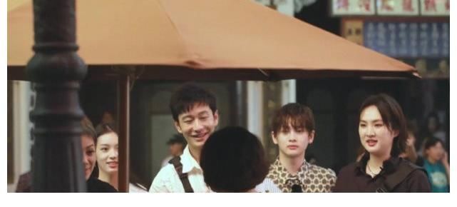 一剪没,周震南上《快本》镜头被删,搭档周雨彤受牵连