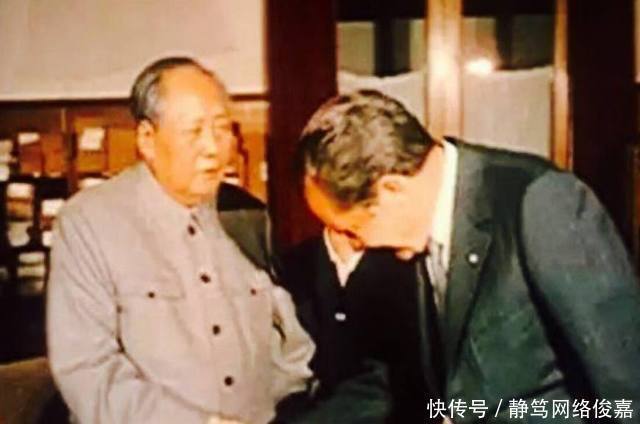 中国|尼克松问了毛主席一个问题,毛主席的回答让尼克松给他鞠了一躬