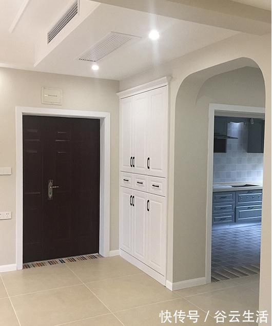 装修|130㎡新房硬装花了15万,全屋都打柜子超实用!朋友都夸漂亮大气