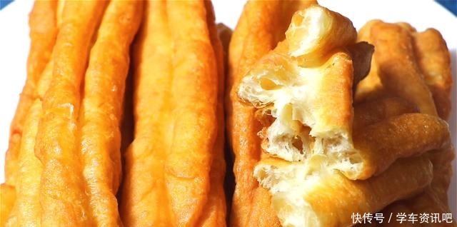 教你在家就能做的油条，口感松脆有韧性，健康又好吃，步骤简单！
