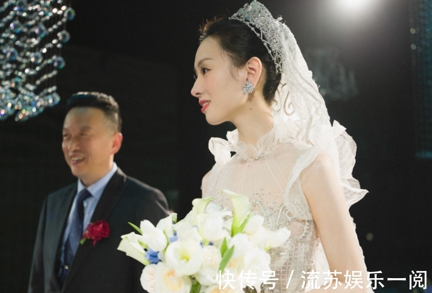 王牌|中国男排王牌晒结婚照!妻子:不感谢一下你温柔善良美丽的老婆吗