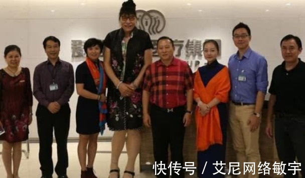 篮球|52岁女篮巨人郑海霞,结婚9年无儿女,原因心酸!