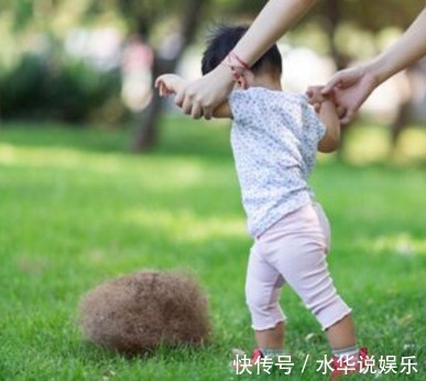 x型腿|宝宝走路早晚代表着智商高低你家孩子多大会走路的