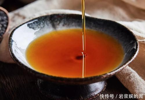 香油|现磨香油有何“猫腻”?到底有没有掺假?行家教你辨别真假香油