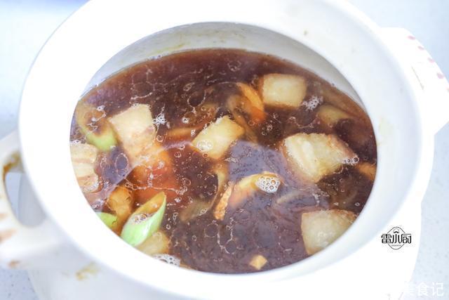 上桌|红烧肉,按黄磊的做法,上桌就被清盘,真好吃!