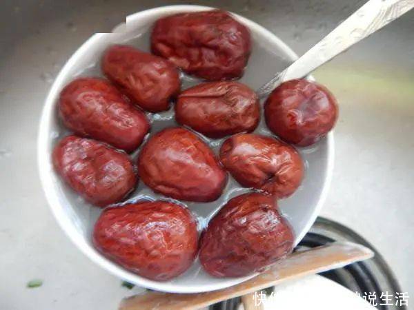 香蕉|“它”比香蕉还通便，家家户户吃得起，隔天拉出黑臭宿便