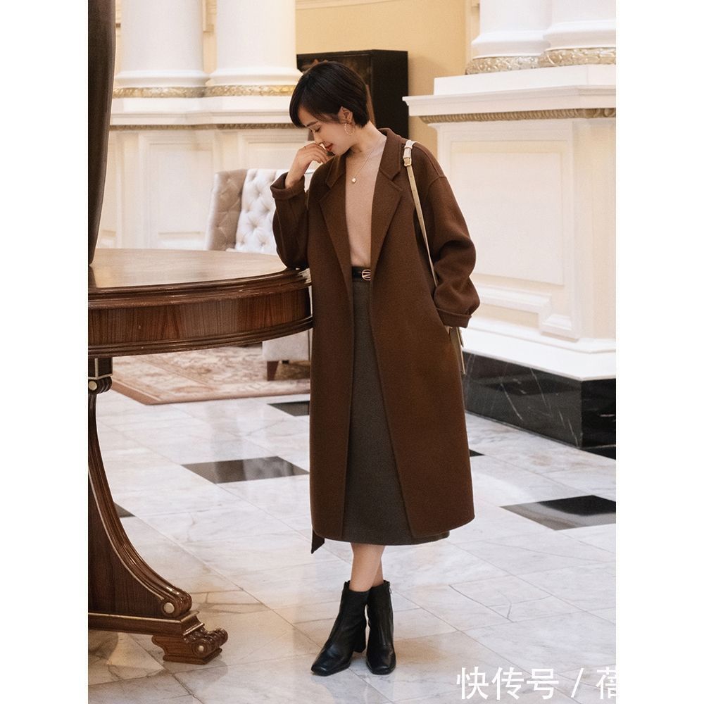 单品 秋冬还是穿“大衣”最优雅,学这4种搭配就够了,骨子里透出气质