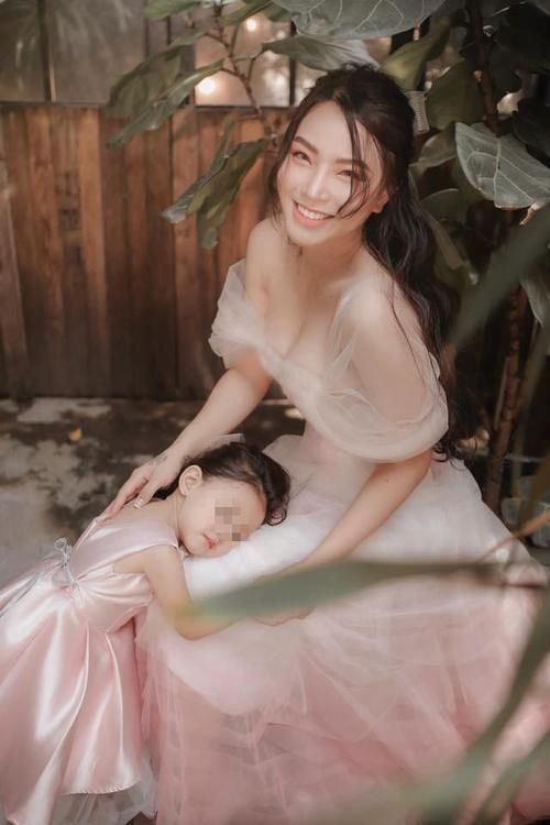 不惜|为了富商老公的奖励,不惜在生下二胎仅3个月,又怀上了3胎