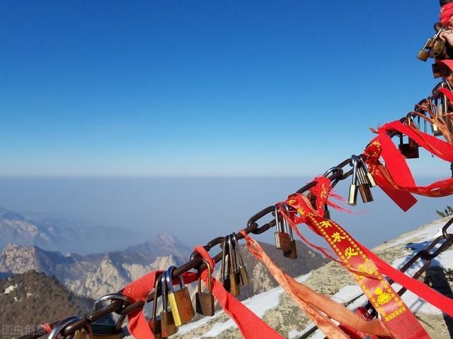 中年|自古华山一条路，奇险天下第一山，华山旅游攻略