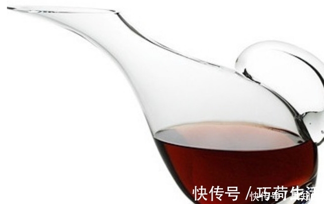 艺术品|世上最奇葩的红酒艺术品，看了让人不舒服，价格居然这么高？