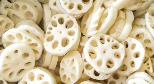 白醋|洗莲藕，别只会用清水，多加这两样，孔里的泥轻松去除，太实用了