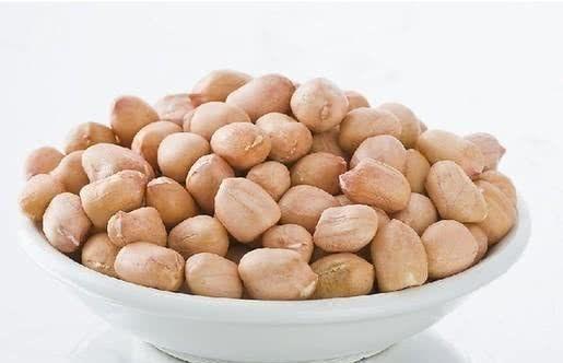 凝血功能|清晨空腹吃花生，养胃更补血，但6类人吃多了反而是养病