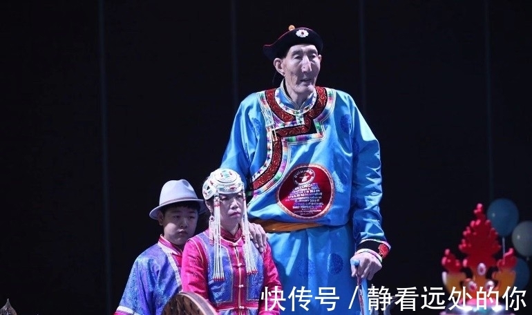 夏淑娟|身高2米36的巨人鲍喜顺,12年前不听医生劝阻生下儿子,赌对了吗