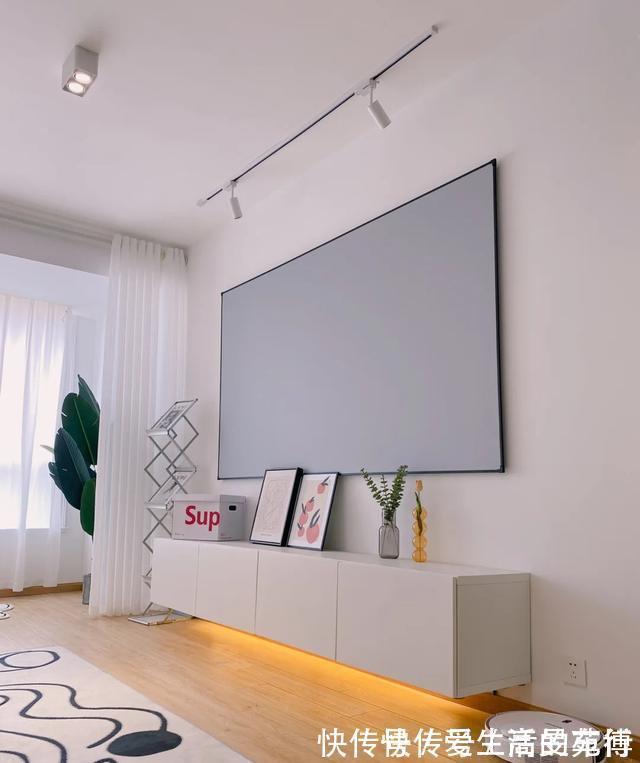 吊顶|越来越多人不吊顶,不做背景墙,看看她家,明亮宽敞,以后照着装