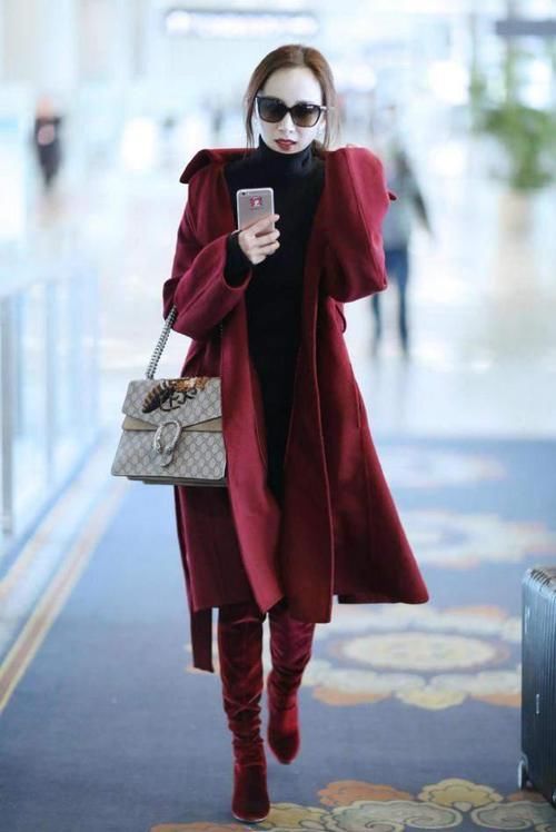 穿大衣时只知道选卡其？2021“流行色”来了，显白气质还高级