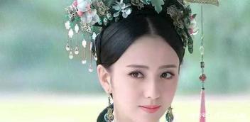 衣服|清朝女性衣服上的“白围脖”是干什么用的为什么有的妃子没有！